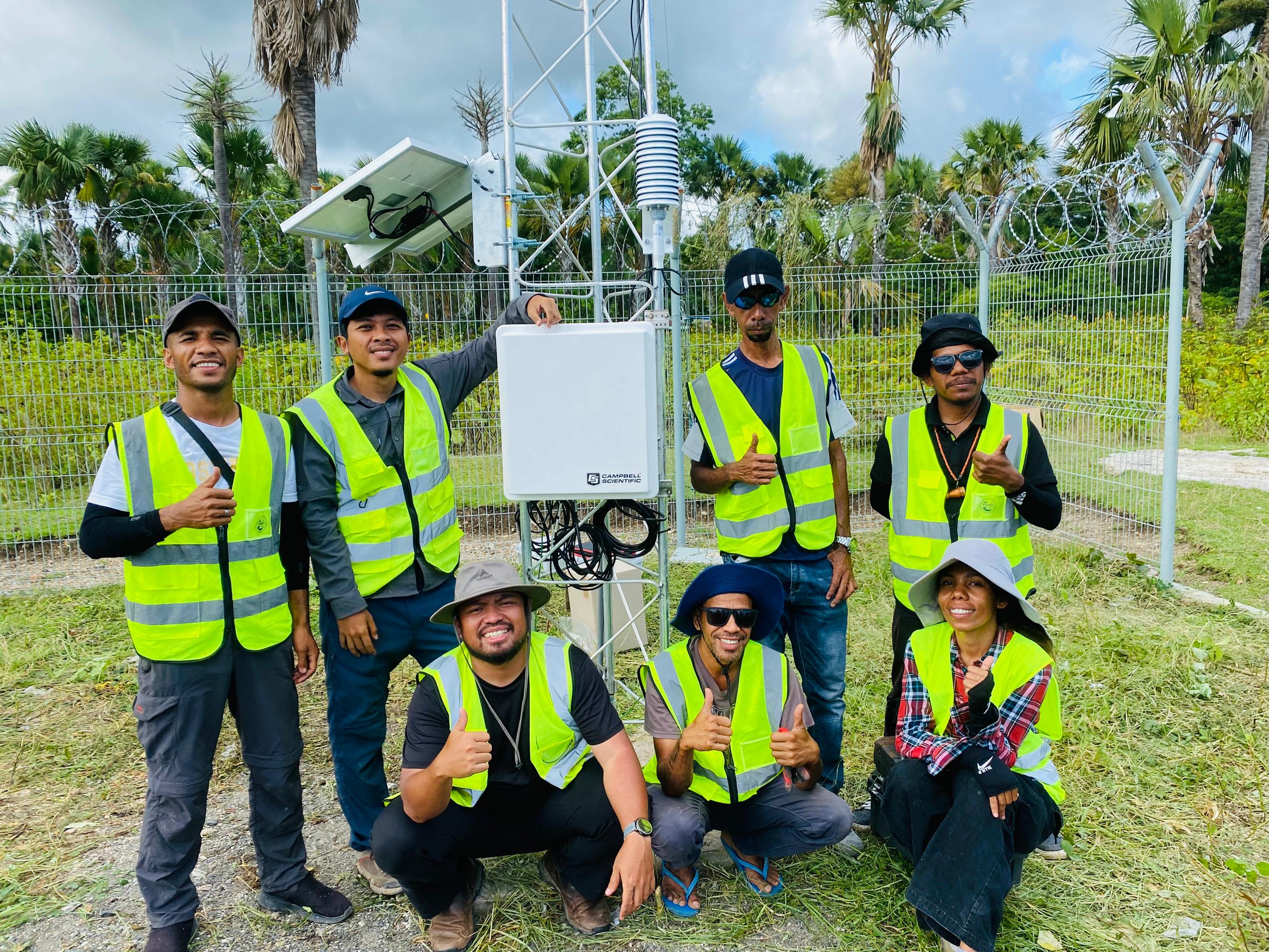 Direção Nacional de Meteorologia e Geofísica (DNMG) realiza Instalasaun ba instrumentus Meteorolojikus hanesan: Automated Weather Stations(AWS) iha Munisípiu (6) atu Haforsa Sistema Monitorizasaun Tempu-Klima no Alerta  Sedu iha Timor-Leste.